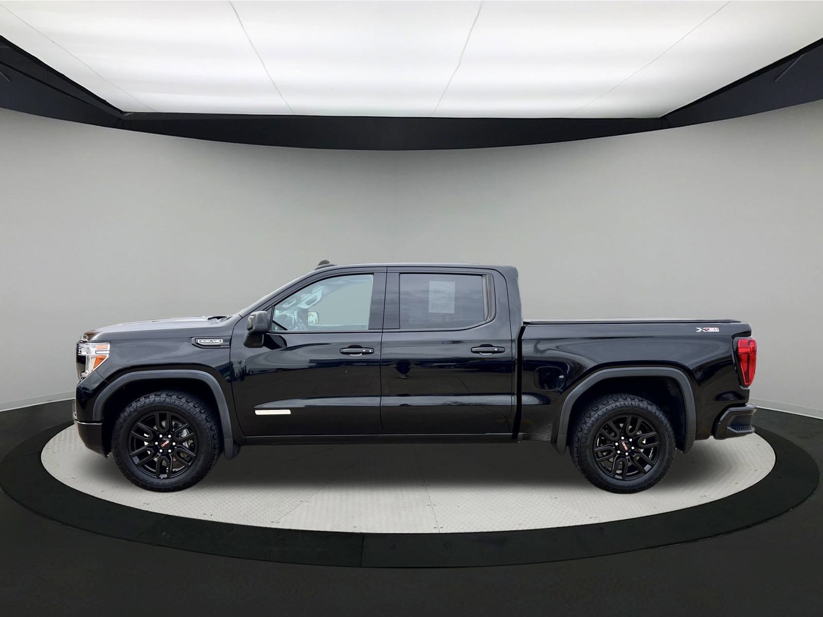 Used 2020 GMC Sierra 1500 Elevation w/ Elevation Value Package image 7