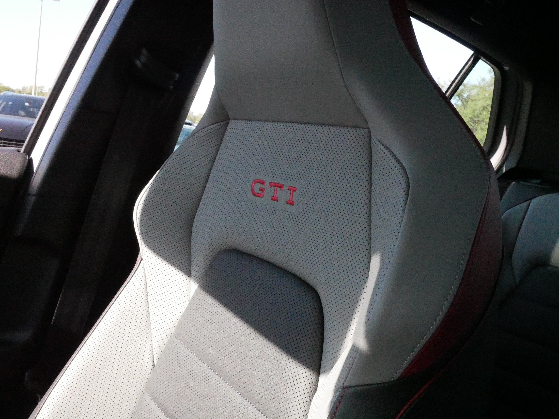 Certified 2024 Volkswagen GTI Autobahn FWD image 32