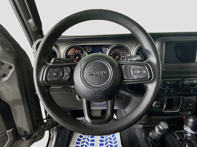 Used 2022 Jeep Wrangler Unlimited Sport image 11