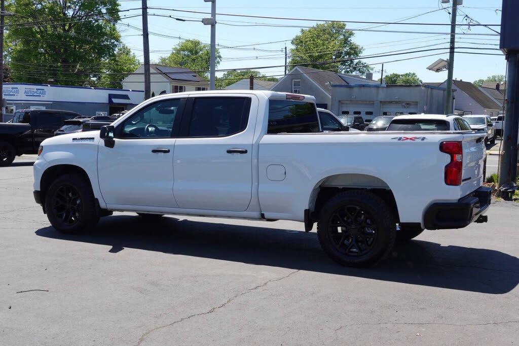 Used 2024 Chevrolet Silverado 1500 W/T w/ WT Value Package AWD/4WD image 4