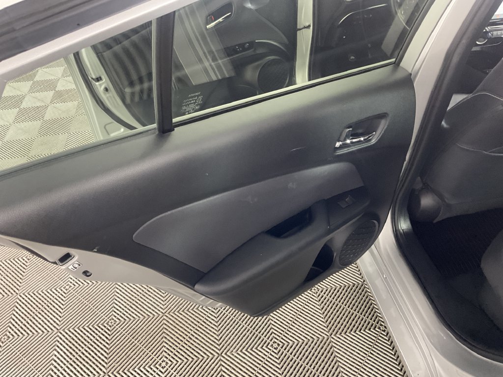Certified 2022 Toyota Prius Prime Limited FWD image 17