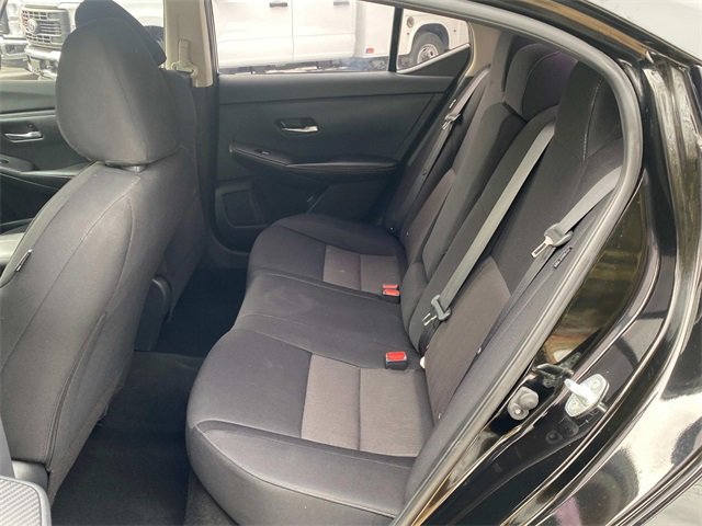 Used 2022 Nissan Sentra SV w/ Trunk Package image 9