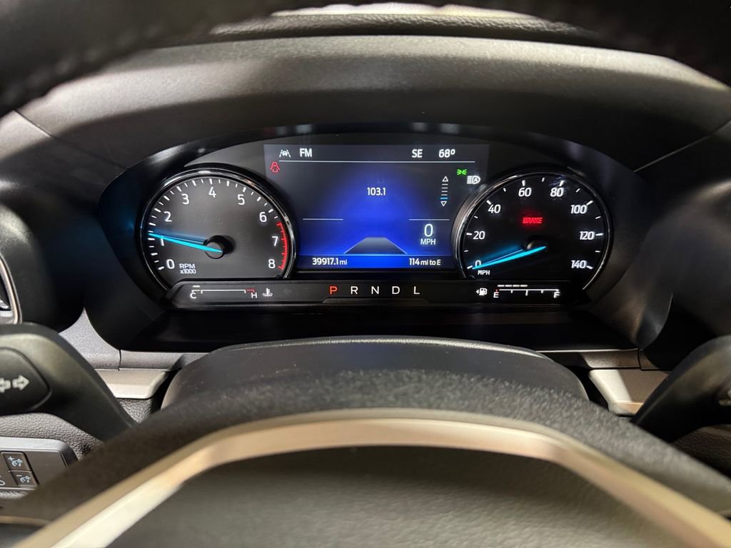 Used 2022 Ford Explorer XLT w/ Equipment Group 202A image 16