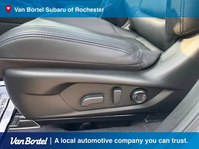 Used 2025 Subaru Forester Limited AWD/4WD image 16