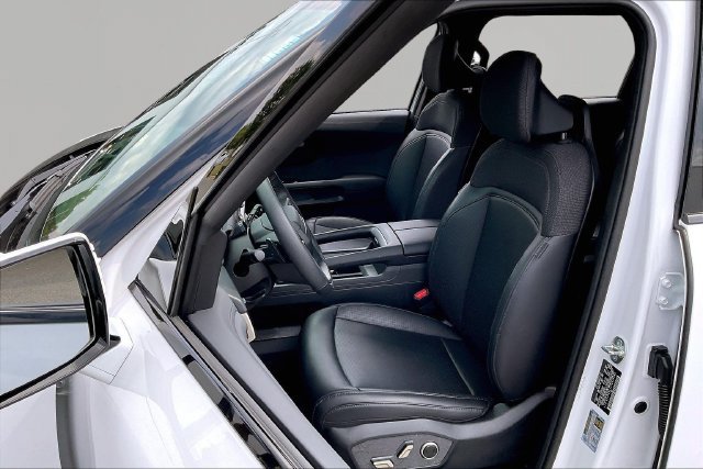 Used 2027 Kia Telluride S FWD image 15
