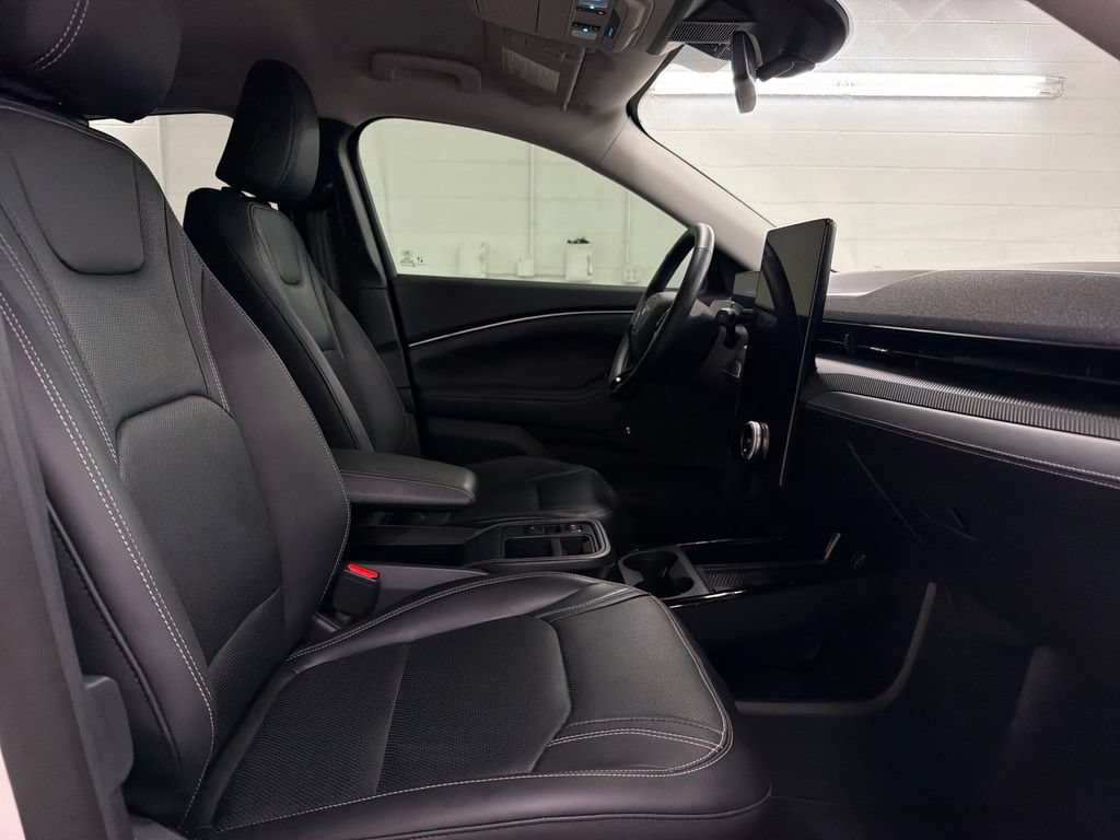 Certified 2025 Ford Mustang Mach-E Premium RWD image 29