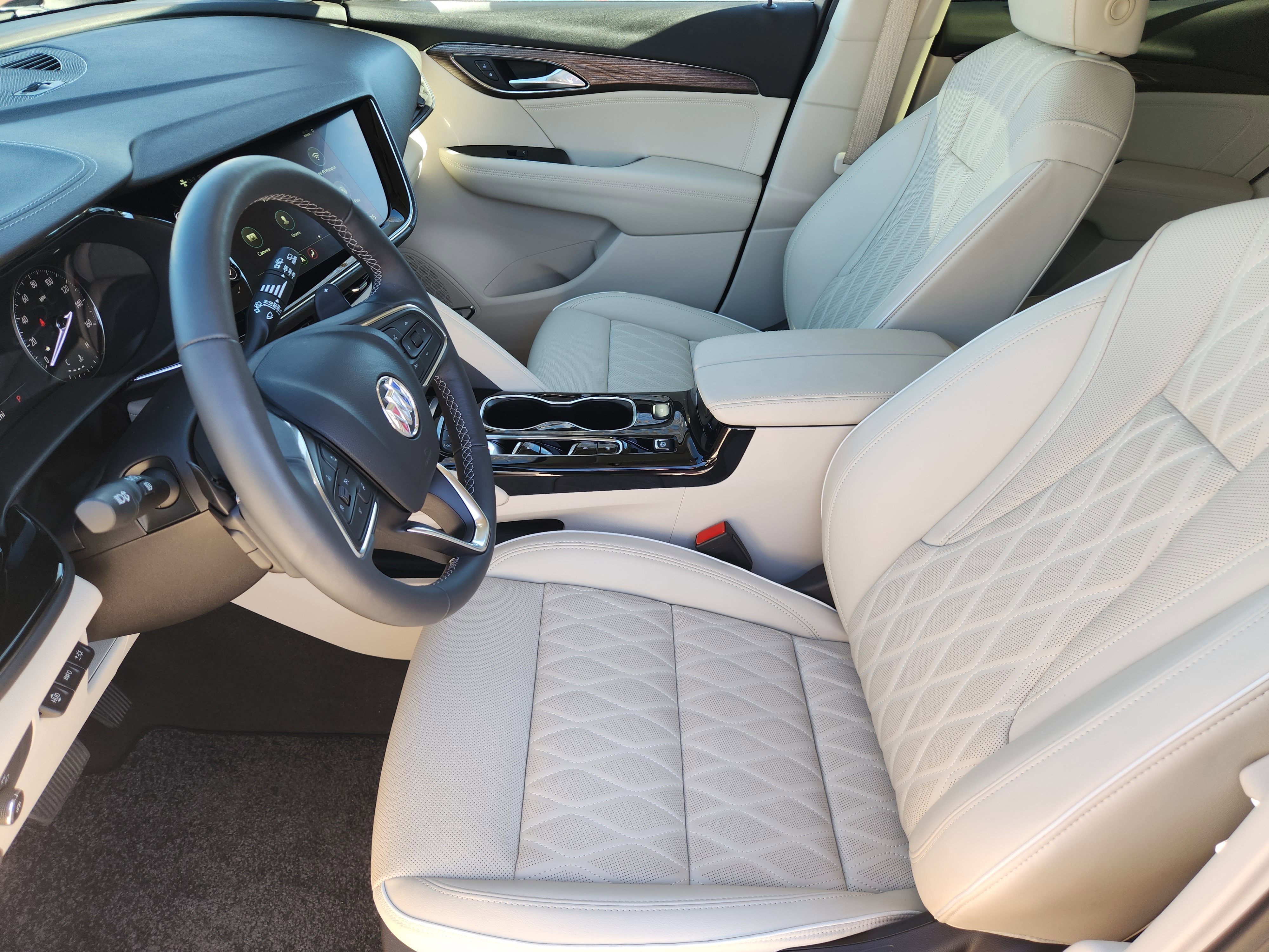 Used 2023 Buick Envision Avenir image 16