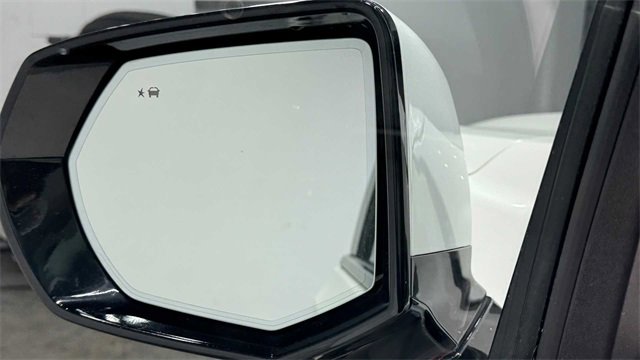 Used 2021 Chevrolet Tahoe RST w/ Luxury Package image 13