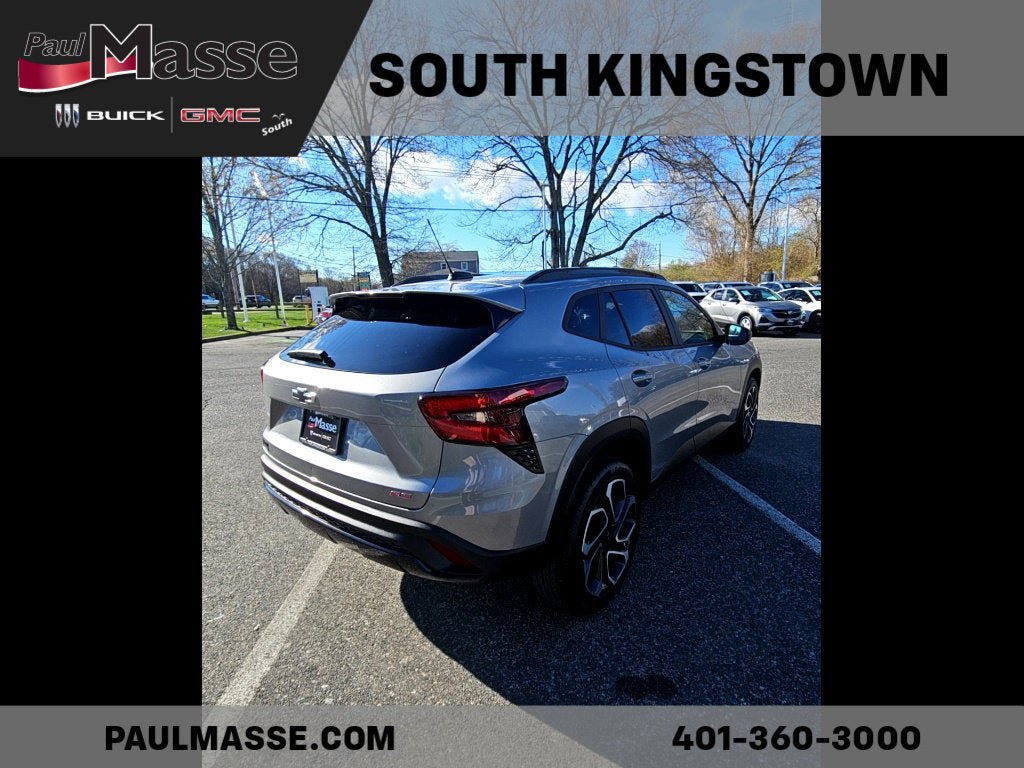 Used 2024 Chevrolet Trax RS FWD image 6
