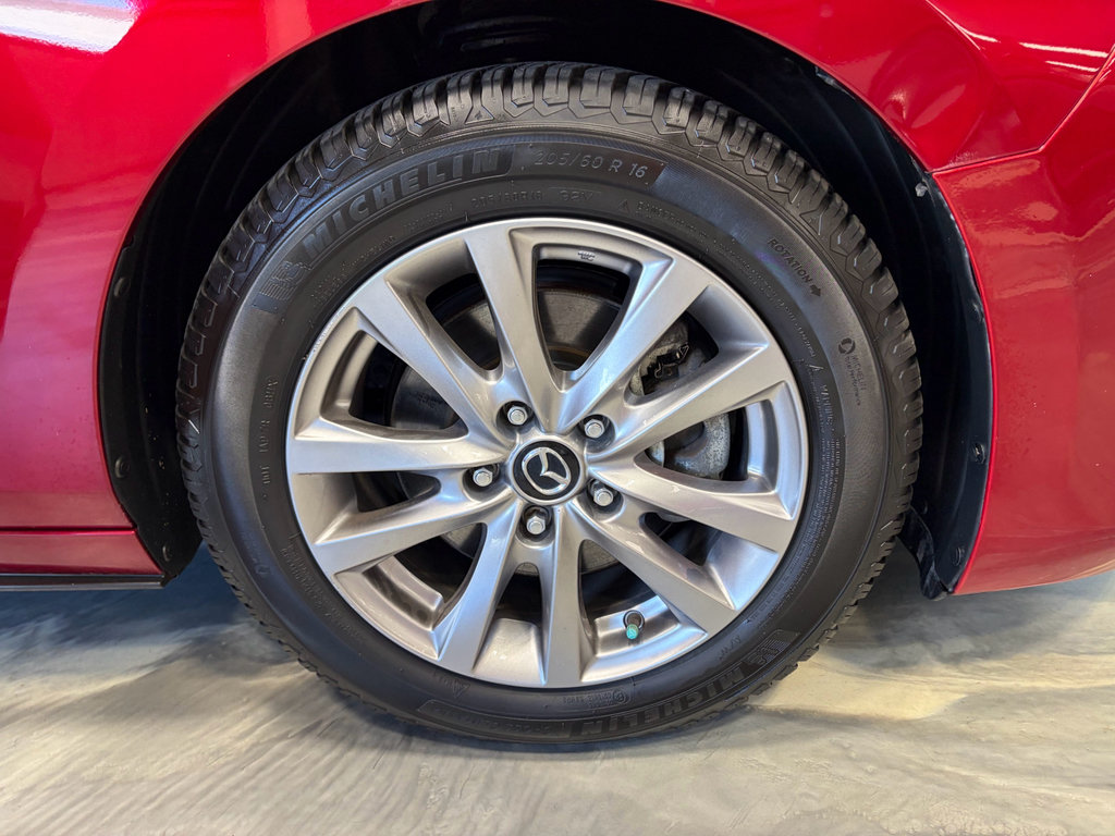 Used 2019 MAZDA MAZDA3 AWD Hatchback image 24