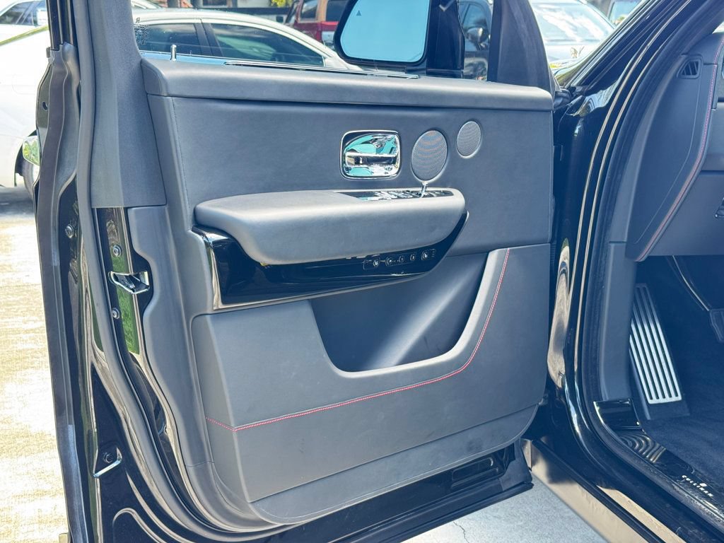 Used 2021 Rolls-Royce Cullinan AWD/4WD image 44