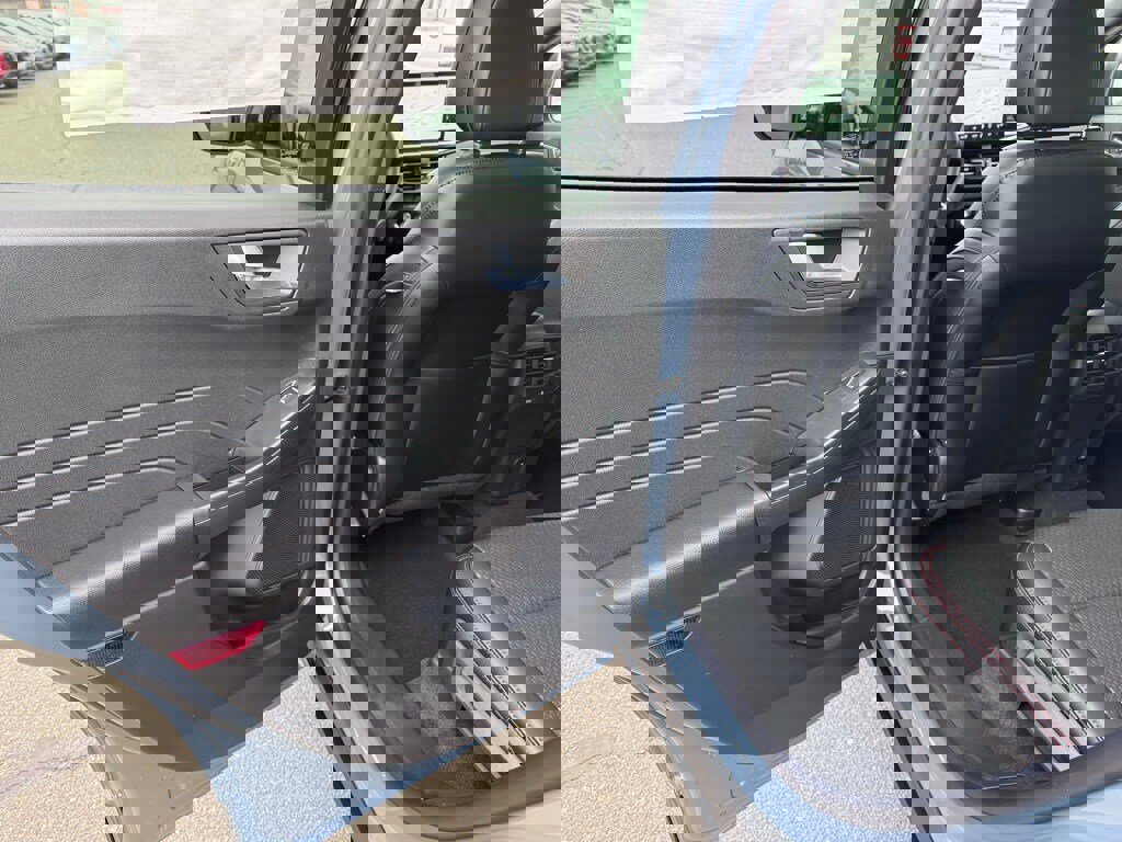 New 2026 Ford Escape ST-Line w/ Tech Pack #1 image 30