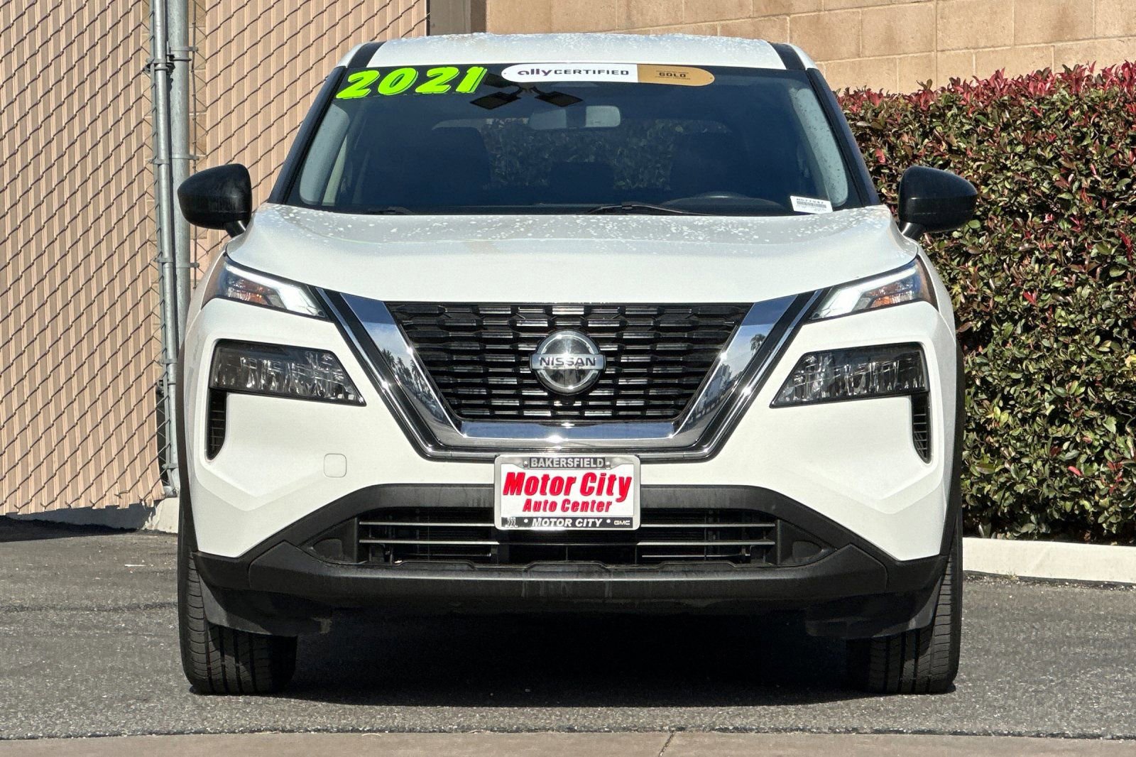 Used 2021 Nissan Rogue S image 9