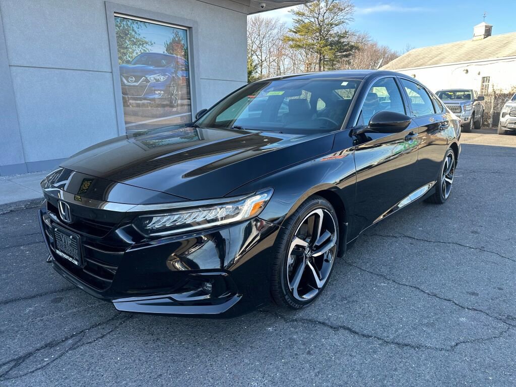 Used 2022 Honda Accord Sport image 3