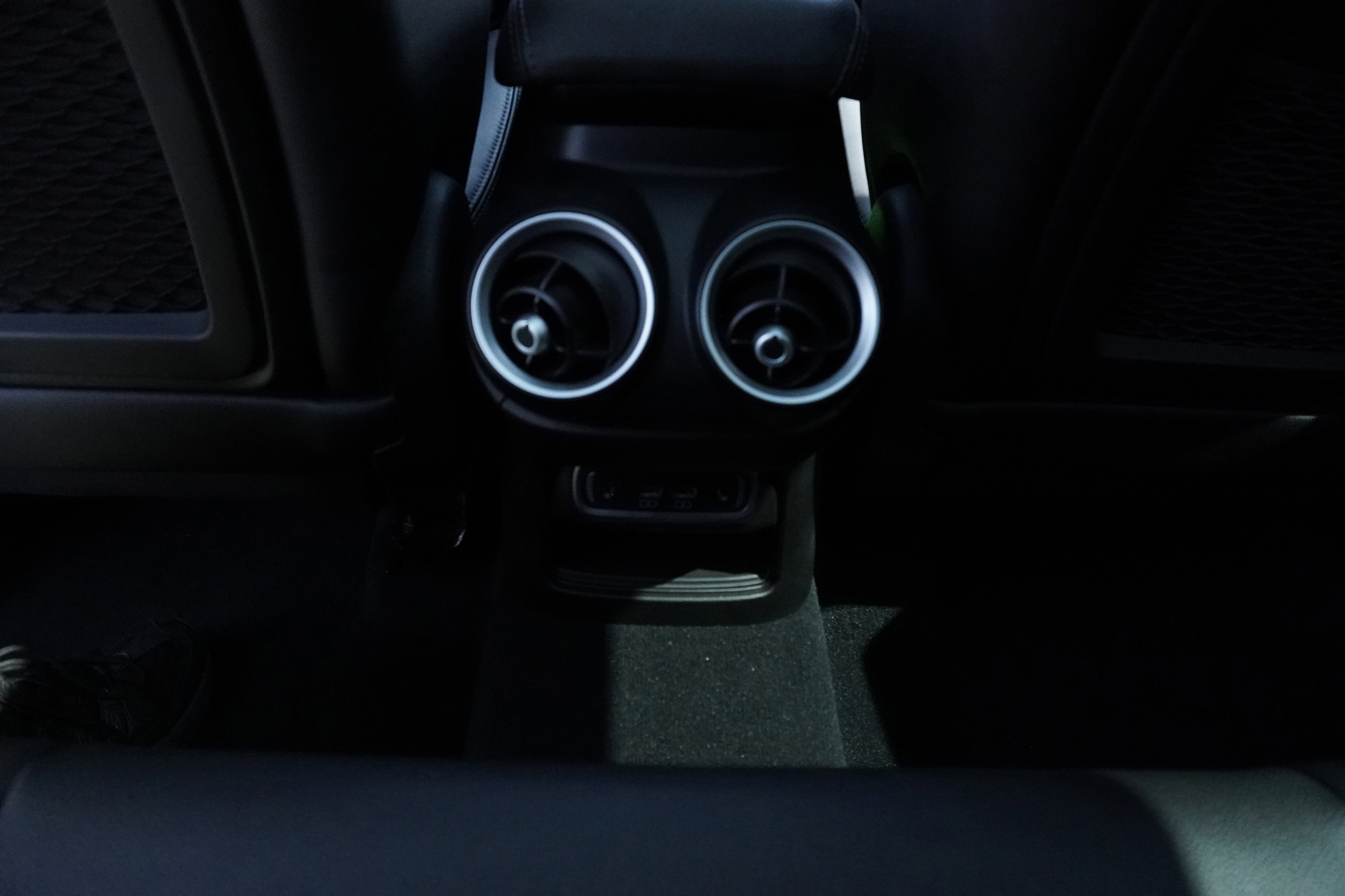 Used 2023 Alfa Romeo Stelvio Veloce image 32