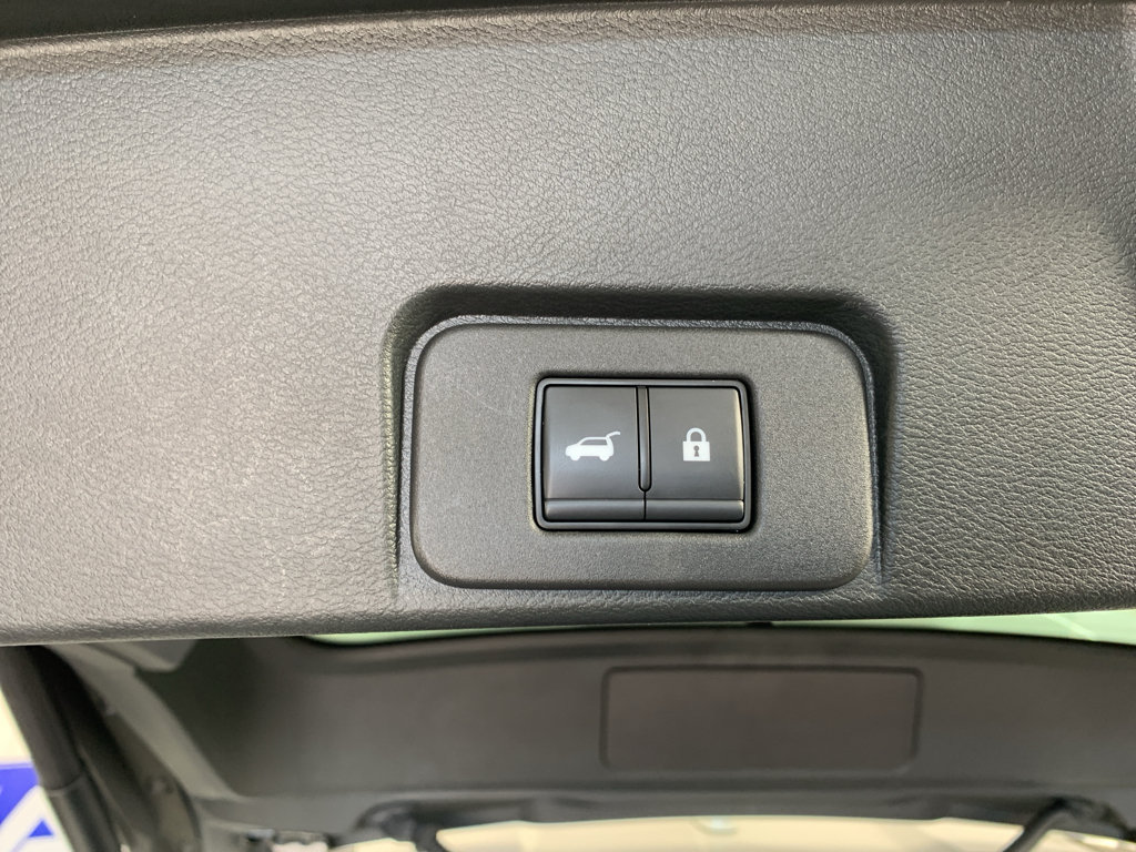 Used 2023 Nissan Rogue SL FWD image 36