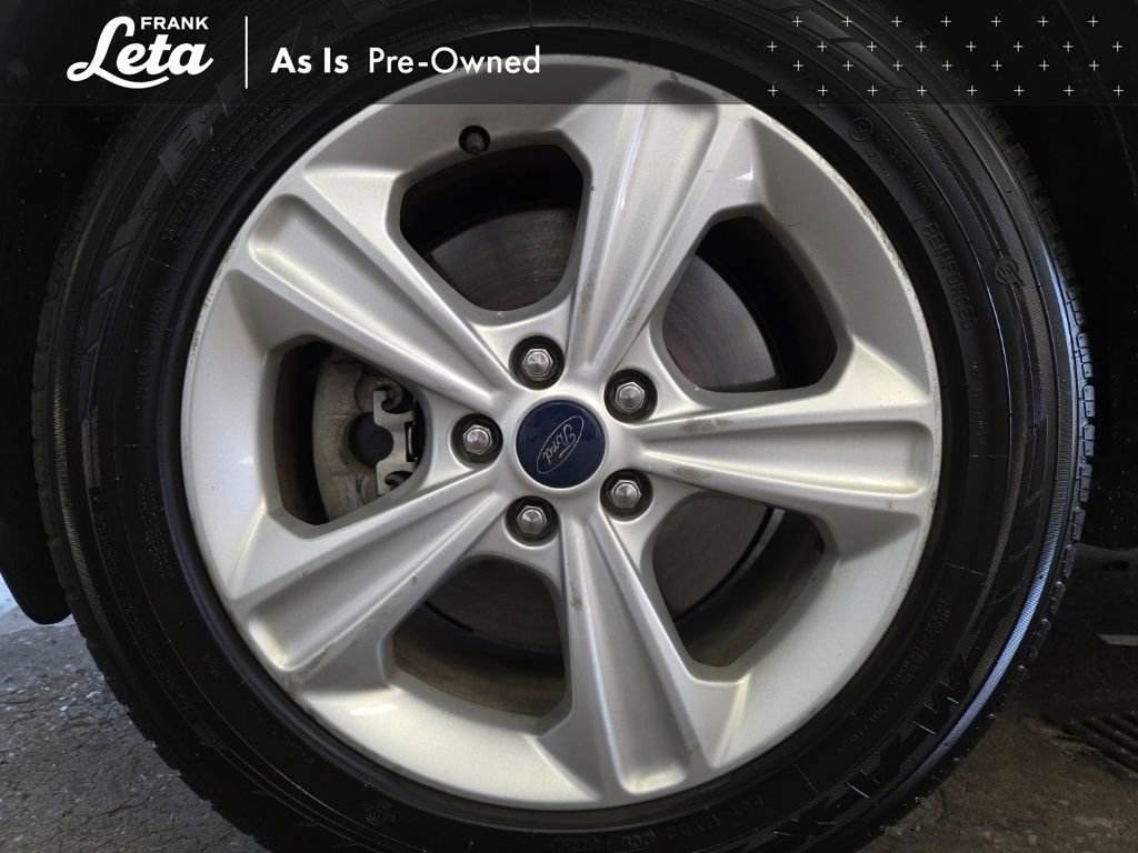 Used 2015 Ford Escape SE image 15