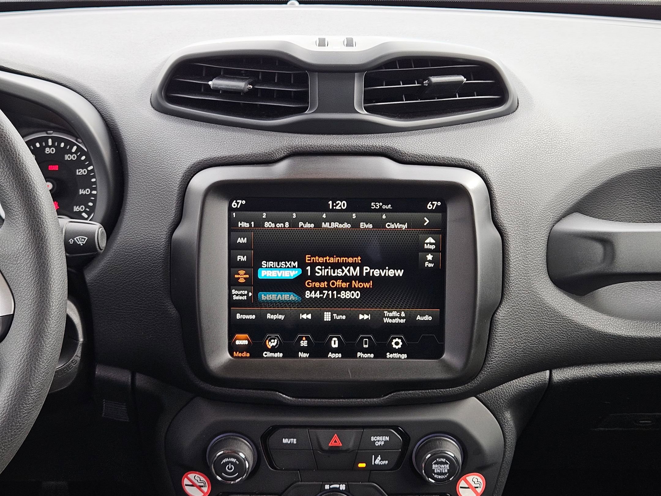 Certified 2023 Jeep Renegade Latitude image 17