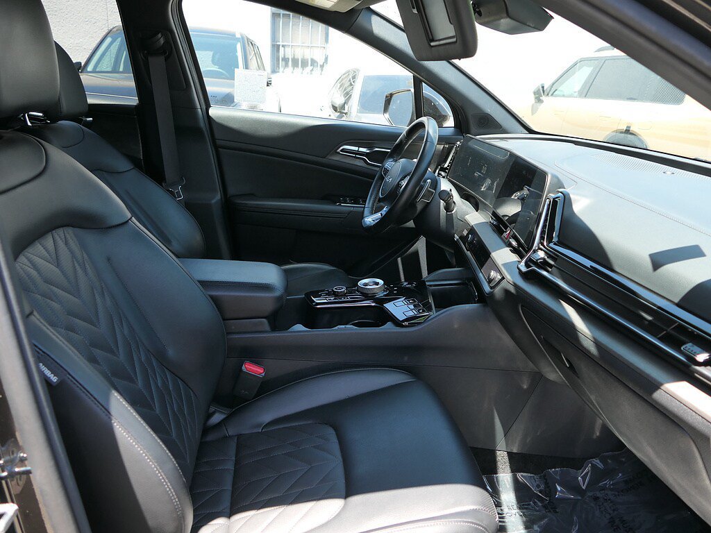Used 2024 Kia Sportage X-Line AWD/4WD image 30