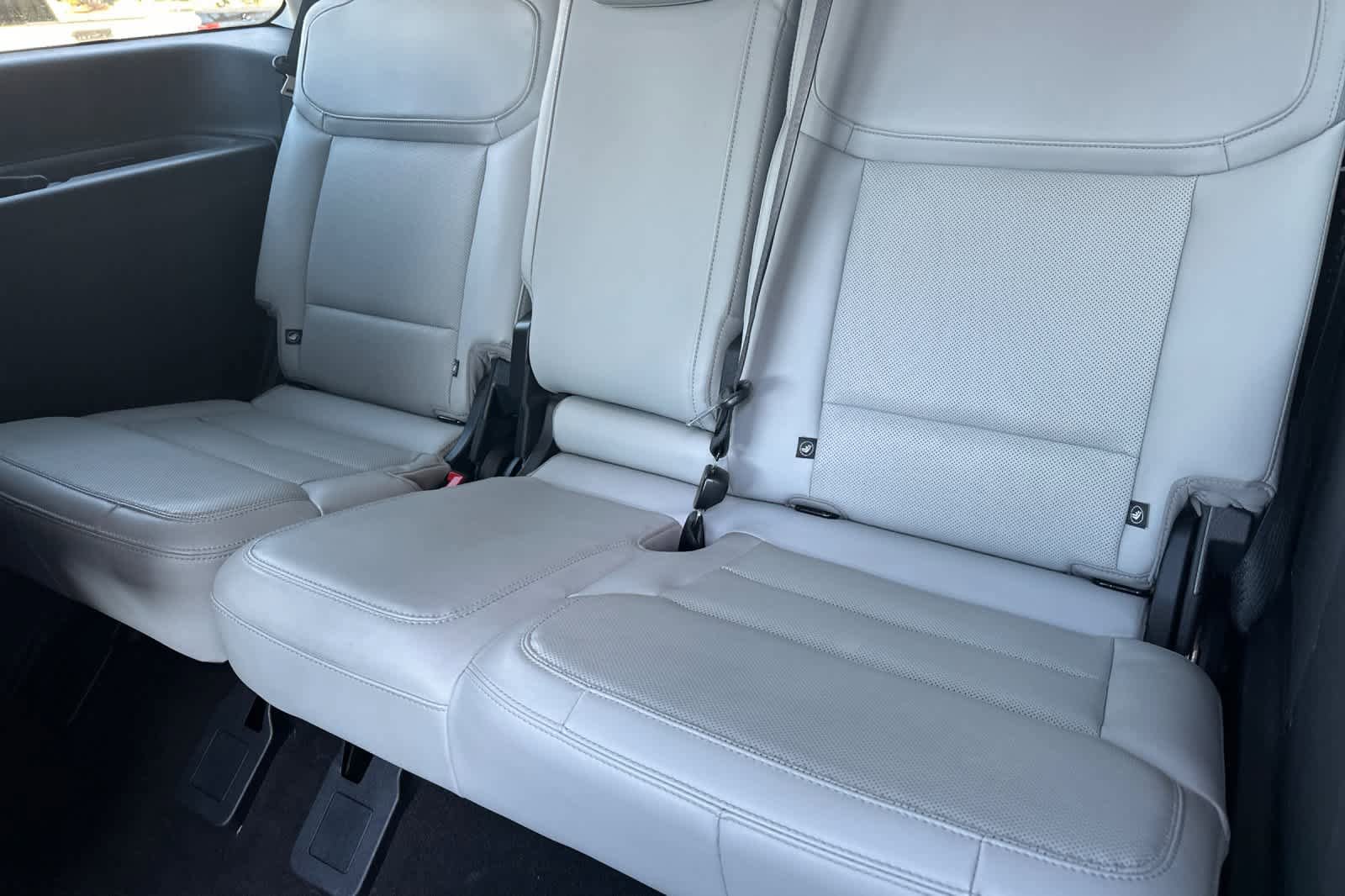 Certified 2025 Ford Expedition Platinum image 15