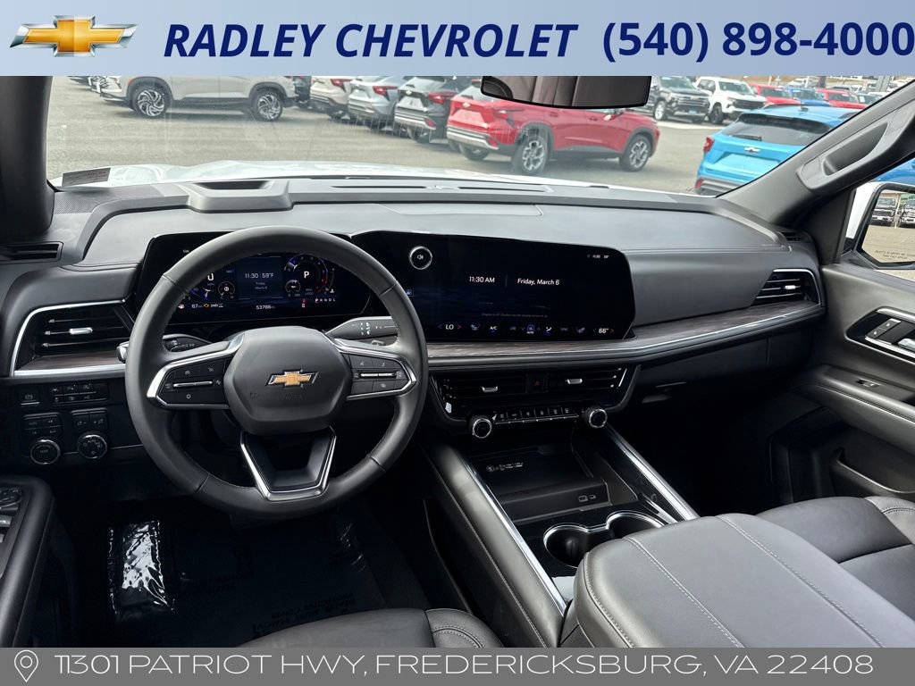 Certified 2025 Chevrolet Suburban LT image 14