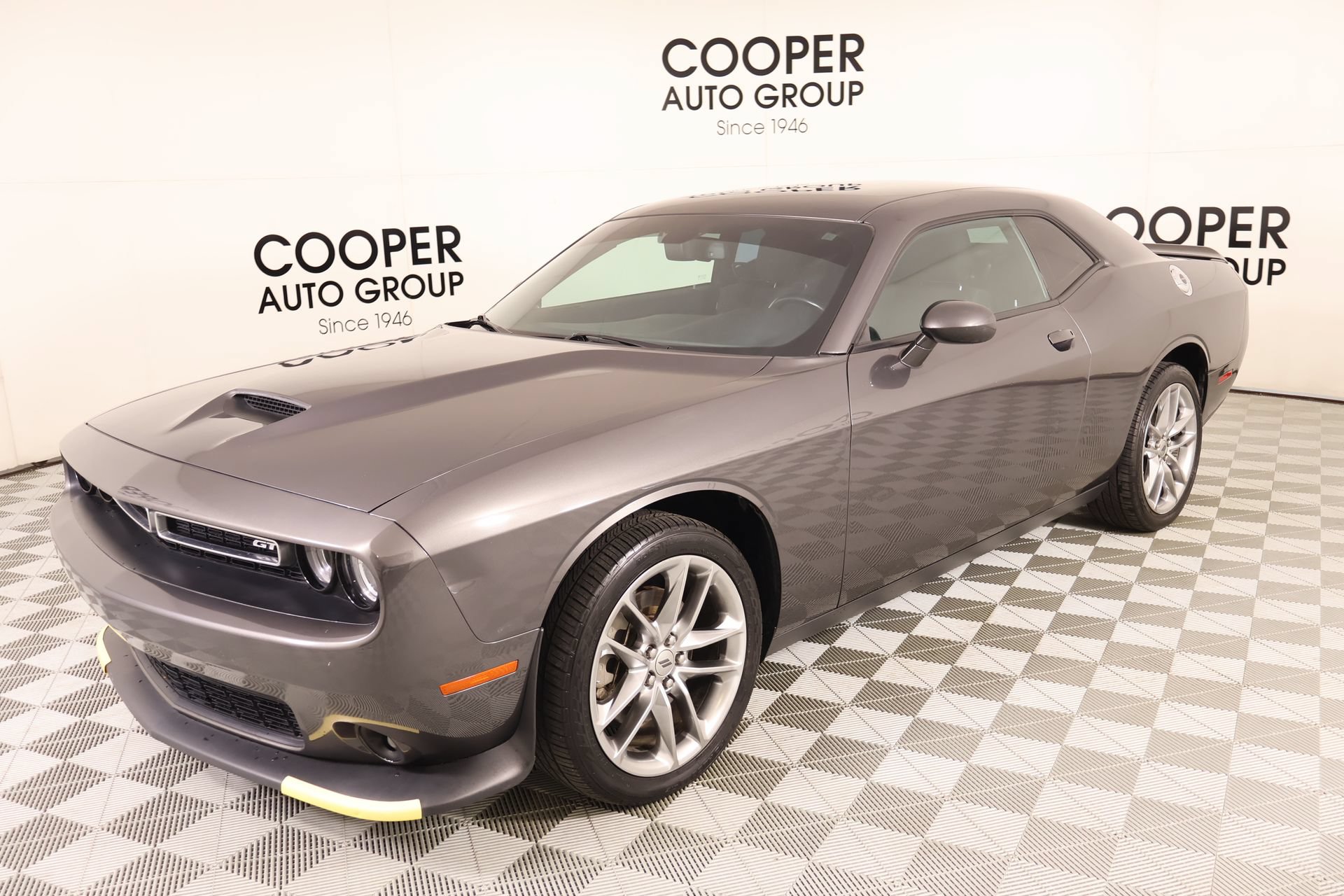 Used 2022 Dodge Challenger GT AWD/4WD image 9