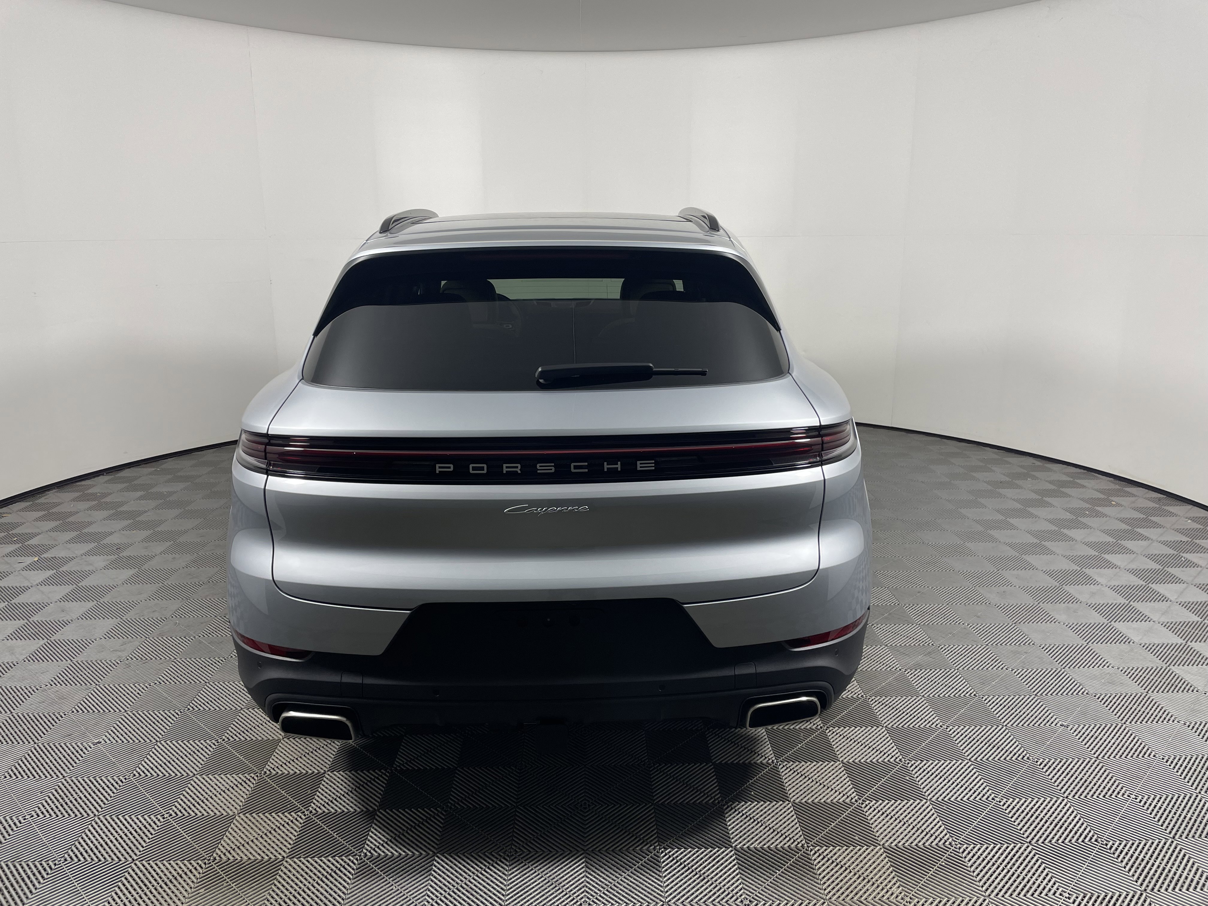 New 2026 Porsche Cayenne image 6