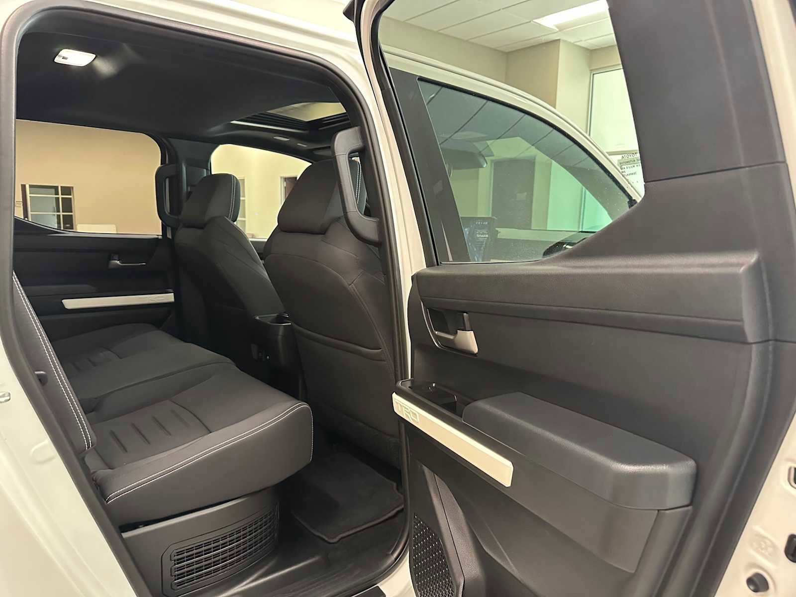Certified 2024 Toyota Tacoma TRD Off-Road w/ TRD Off Road Upgrade Package AWD/4WD image 26