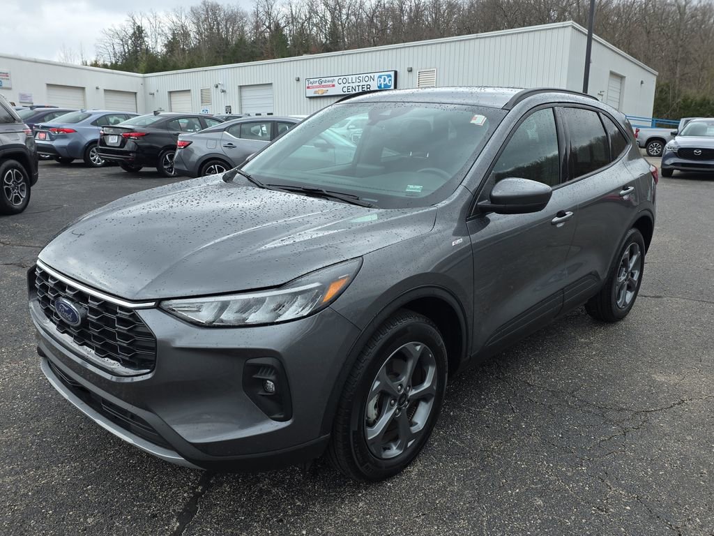 Used 2025 Ford Escape ST-Line Select image 4