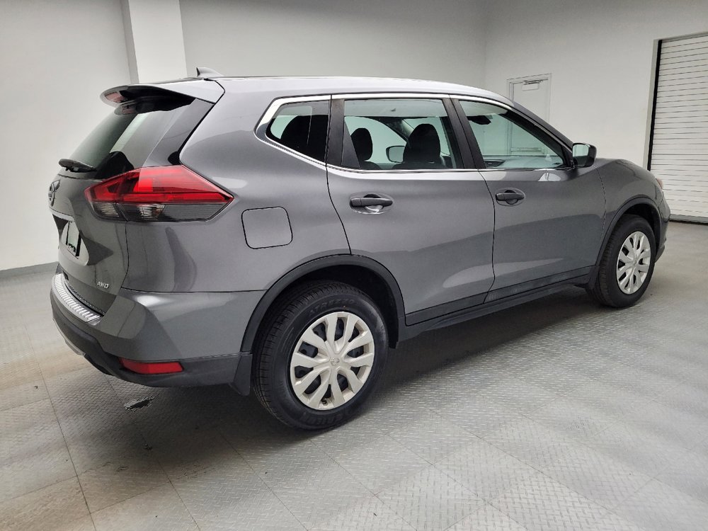 Used 2019 Nissan Rogue S image 10