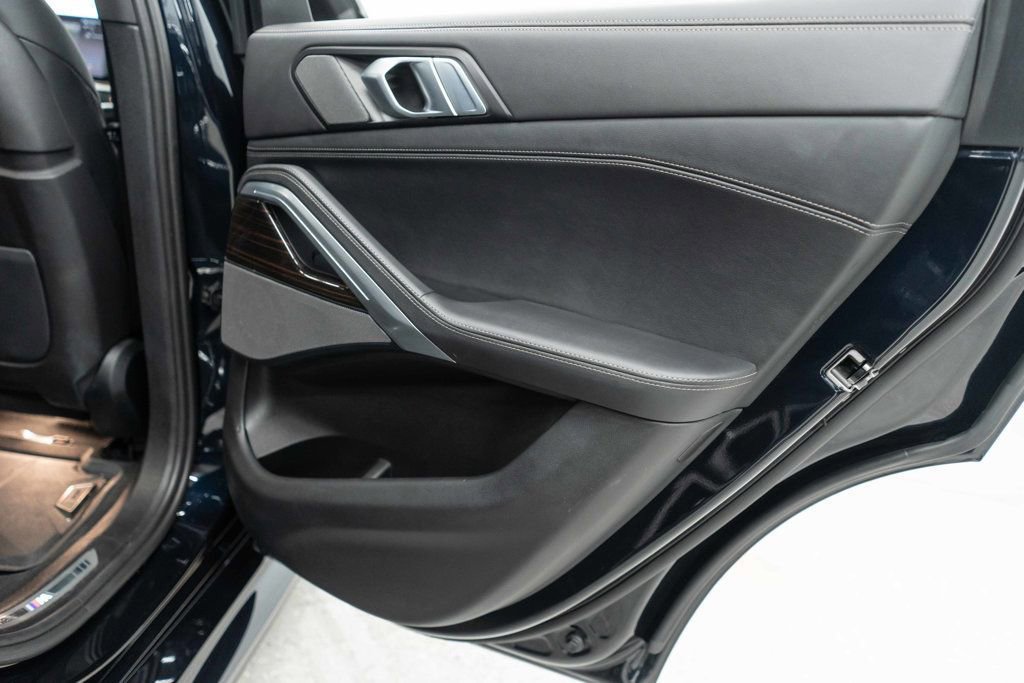 Used 2025 BMW X6 xDrive40i image 33