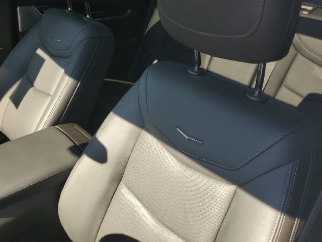 Certified 2024 Cadillac XT5 Premium Luxury w/ LPO, Floor Liner Package AWD/4WD image 13