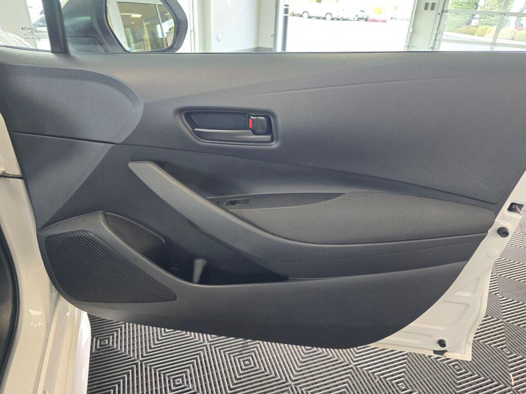 Used 2024 Toyota Corolla LE FWD image 41