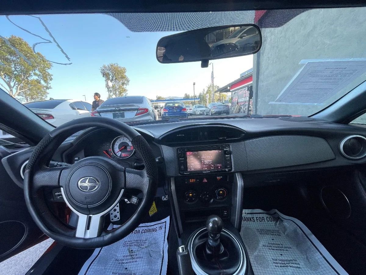 Used 2015 Scion FR-S RWD image 10