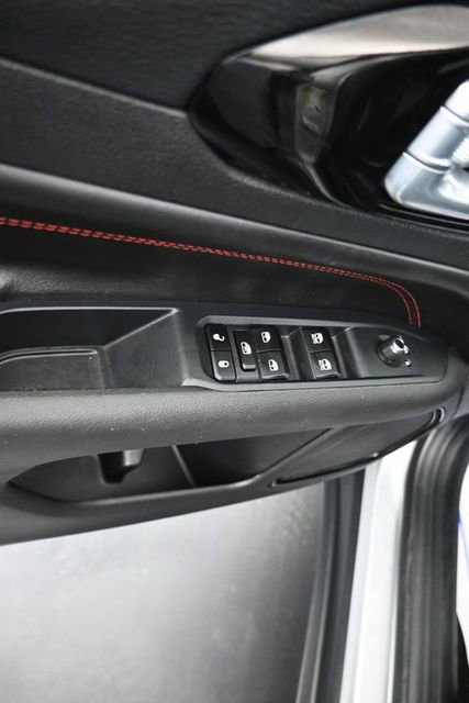 Used 2025 Jeep Compass Trailhawk image 11