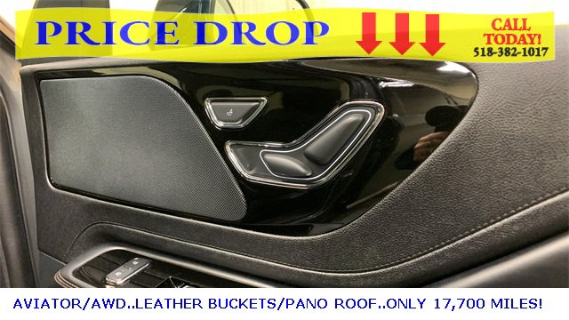 Used 2023 Lincoln Aviator AWD w/ Premium Package image 12