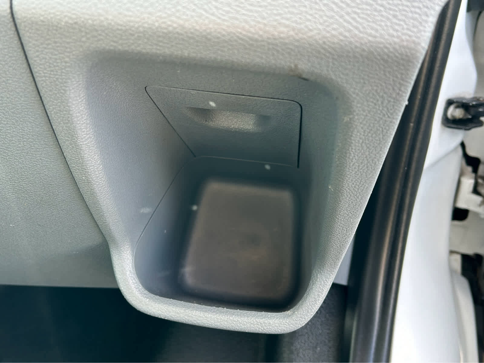 Used 2016 Ford Transit 250 130 Medium Roof image 14