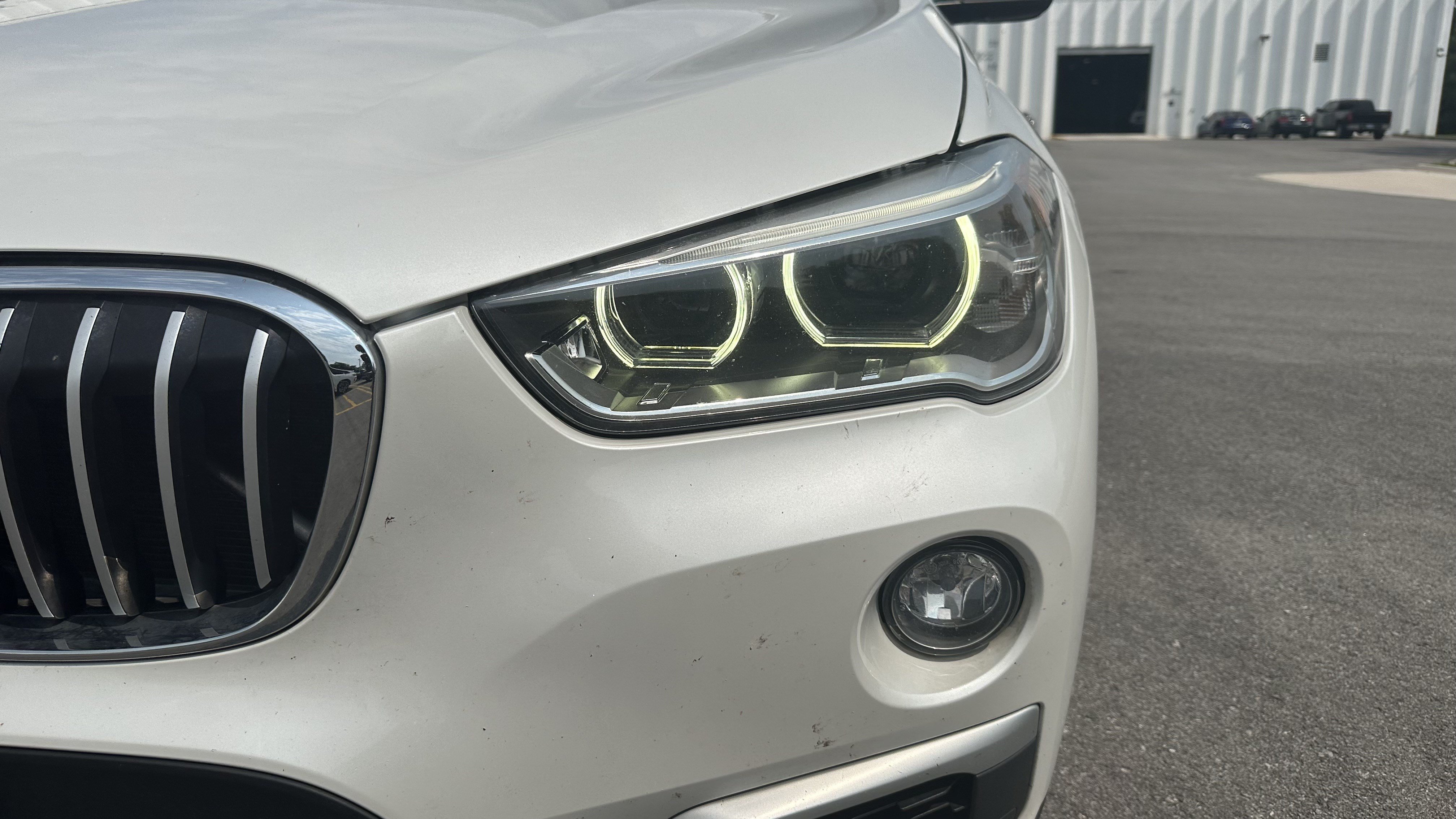 Used 2017 BMW X1 xDrive28i AWD/4WD image 6