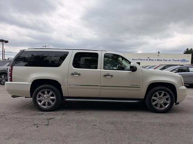 Used 2012 GMC Yukon XL Denali AWD/4WD image 3