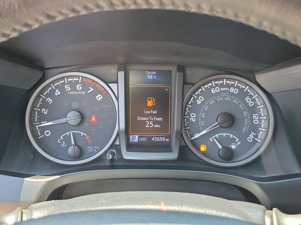 Used 2022 Toyota Tacoma TRD Off-Road w/ Technology Package AWD/4WD image 28
