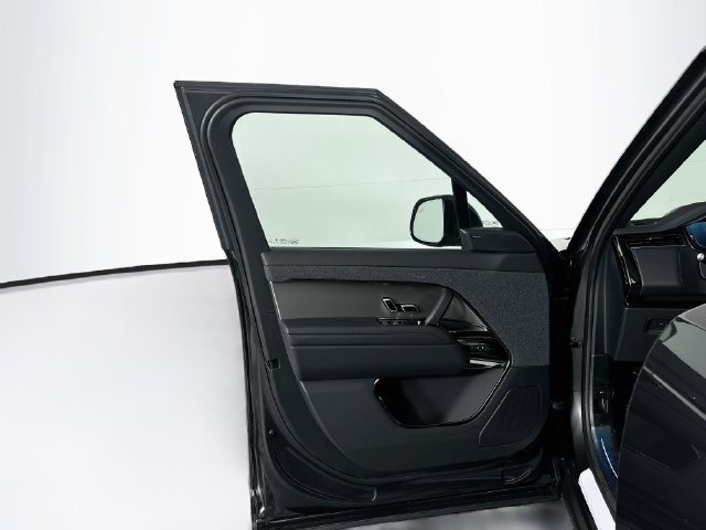 New 2026 Land Rover Range Rover Sport Dynamic SE AWD/4WD image 11