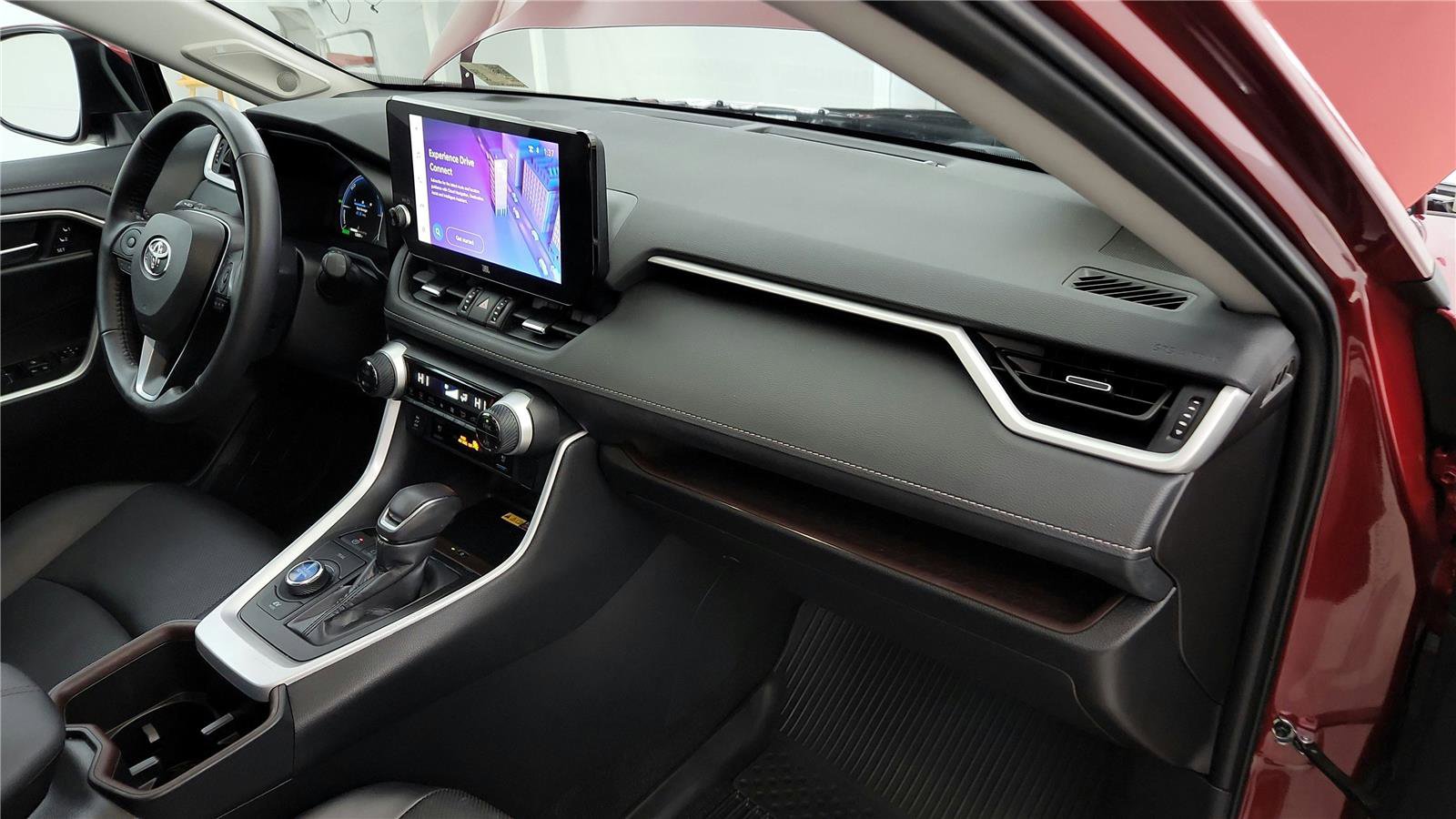 Used 2024 Toyota RAV4 Limited image 25