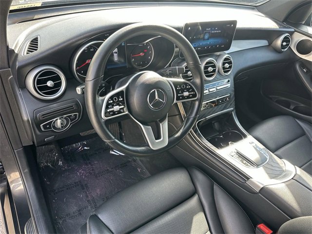Used 2022 Mercedes-Benz GLC 300 image 9