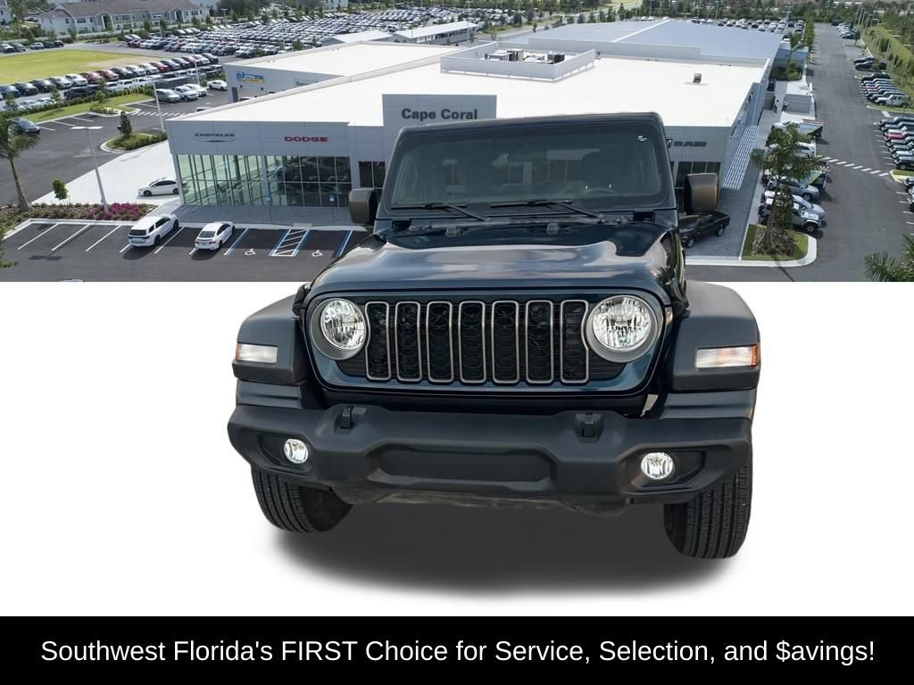 Used 2025 Jeep Wrangler Sport AWD/4WD image 2