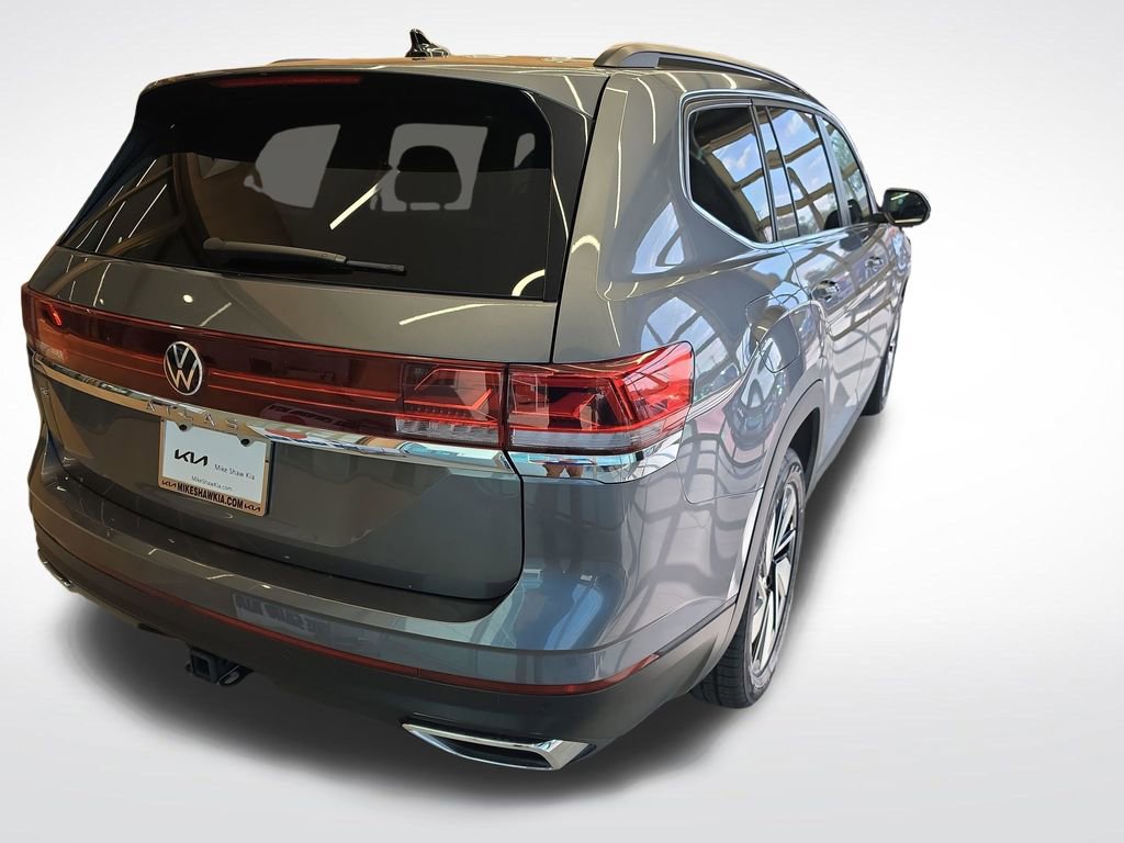 Used 2025 Volkswagen Atlas SE image 6