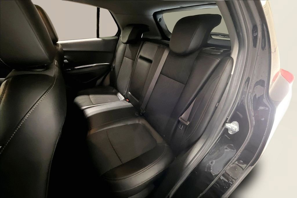 Used 2019 Chevrolet Trax LT w/ LT Convenience Package image 21