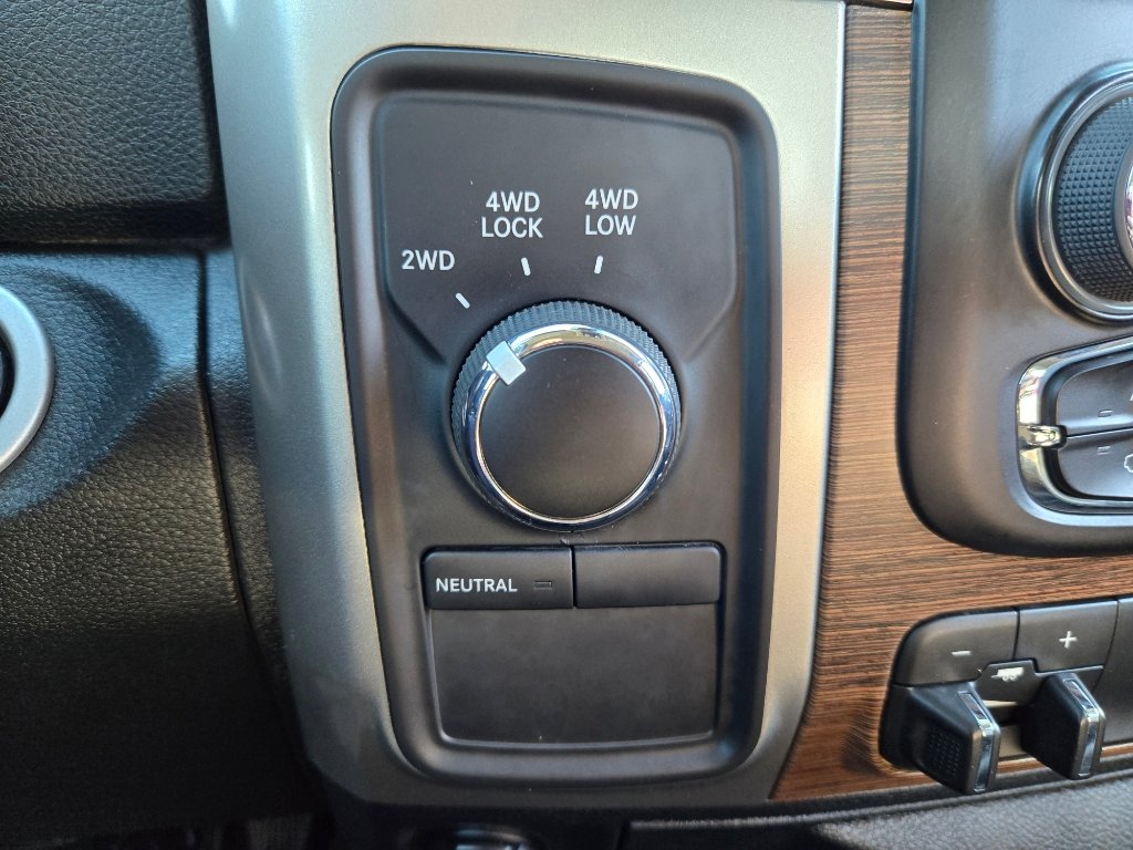 Used 2017 RAM 2500 Laramie w/ Protection Group image 19