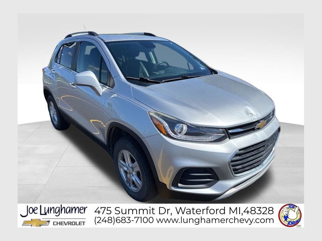 Used 2018 Chevrolet Trax LT w/ LT Convenience Package AWD/4WD image 1