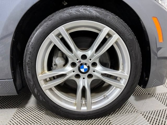 Used 2017 BMW 340i xDrive Sedan AWD/4WD image 23