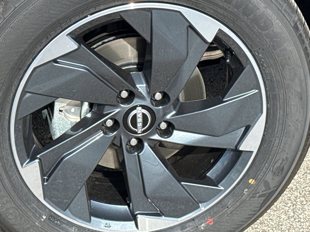 New 2026 Nissan Rogue SV image 9